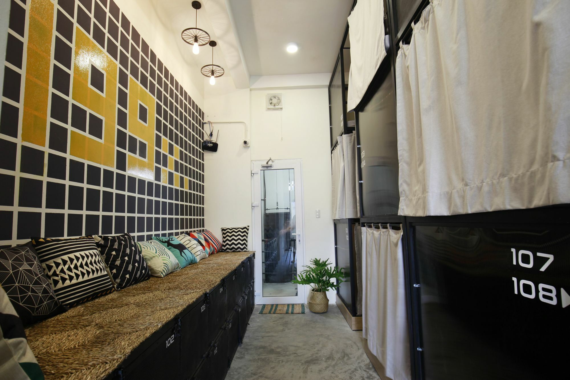 199X Hostel Backpackers Saigon 胡志明市 外观 照片